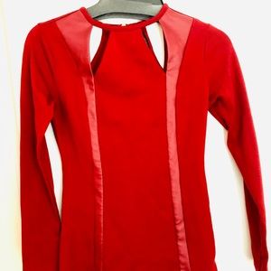 Guess Top